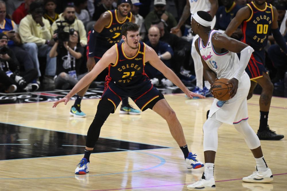 表现出色 表现出色