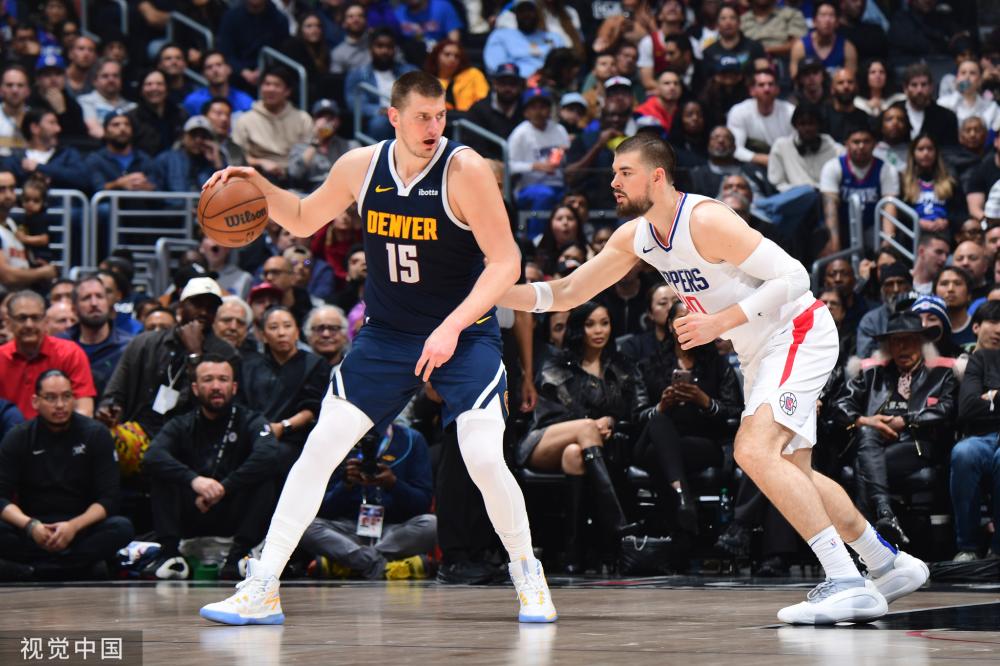 做出了巨大 做出了巨大